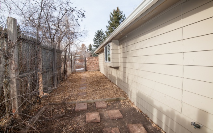 3 Bedrooms, House, Sold!, S Louthan St, 2 Bathrooms, Listing ID 9674412, Littleton, Arapahoe, Colorado, United States, 80120,