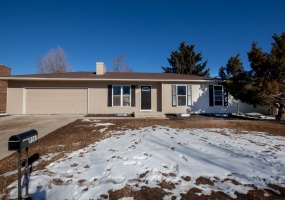 5 Bedrooms, House, Sold!, Hamilton Dr Lakewood, 2 Bathrooms, Listing ID 9674417, Jefferson, Colorado, United States, 80227,