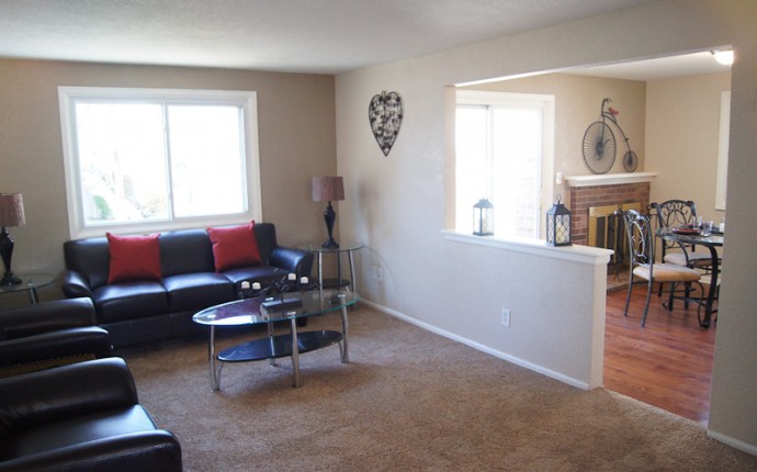 3 Bedrooms, Townhome, Sold!, S Lansing Way, 4 Bathrooms, Listing ID 4769018, Aurora, Arapahoe, Colorado, United States, 80014,