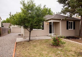 2 Bedrooms, House, Sold!, Syracuse St, 1 Bathrooms, Listing ID 9674488, Denver, Denver, Colorado, United States, 80220,