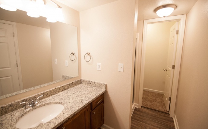 2 Bedrooms, Townhome, Sold!, W 88th Ave #206, 1 Bathrooms, Listing ID 9674504, Thornton, Adams, Colorado, United States, 80260,