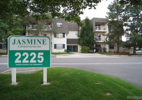 2 Bedrooms, Townhome, Sold!, S Jasmine St #307, 1 Bathrooms, Listing ID 9674526, Denver, Denver, Colorado, United States, 80222,