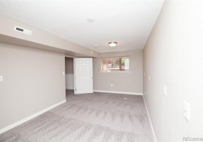 4 Bedrooms, House, Sold!, El Paso Blvd, 3 Bathrooms, Listing ID 9674541, Denver, Adams, Colorado, United States, 80221,