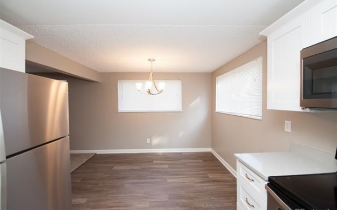 3 Bedrooms, Townhome, Sold!, Robb St #40, 2 Bathrooms, Listing ID 9674542, Lakewood, Jefferson, Colorado, United States, 80215,