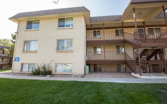 3 Bedrooms, Townhome, Sold!, Robb St #40, 2 Bathrooms, Listing ID 9674542, Lakewood, Jefferson, Colorado, United States, 80215,