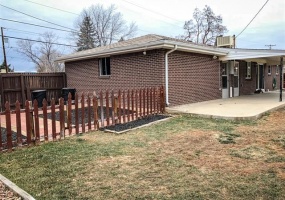 3 Bedrooms, House, Sold!, Carr St, 2 Bathrooms, Listing ID 9674557, Arvada, Jefferson, Colorado, United States, 80004,