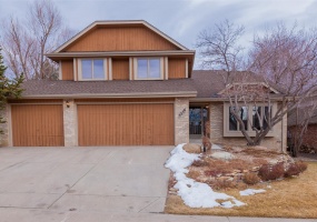 4 Bedrooms, House, Sold!, S Olathe Ln, 3 Bathrooms, Listing ID 9674581, Centennial, Arapahoe, Colorado, United States, 80015,