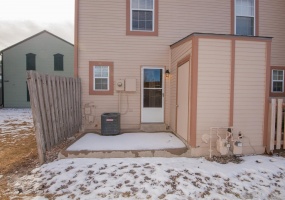 1 Bedrooms, Townhome, Sold!, S Blackhawk Way #A, 1 Bathrooms, Listing ID 9674585, Aurora, Arapahoe, Colorado, United States, 80012,