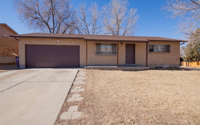 4 Bedrooms, House, Sold!,  Eagle St, 2 Bathrooms, Listing ID 9674594, Denver, Denver, Colorado, United States, 80239,