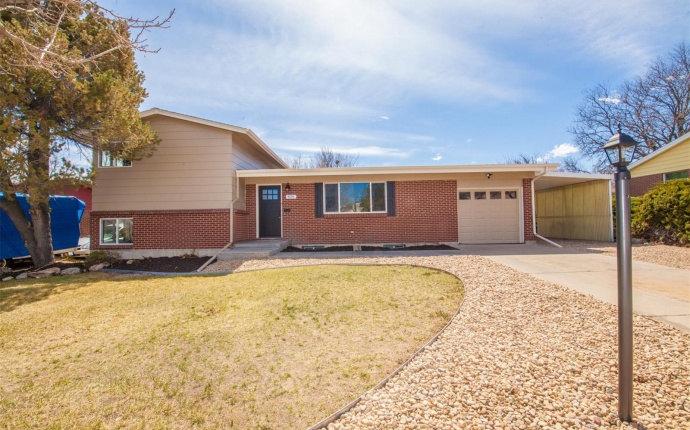 3 Bedrooms, House, Sold!, S Potomac Cir, 2 Bathrooms, Listing ID 9674607, Aurora, Arapahoe, Colorado, United States, 80012,