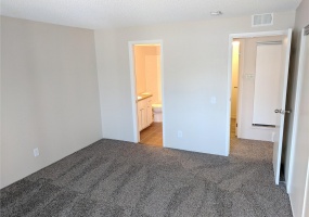 1 Bedrooms, House, Sold!, E Hampden Cir #H5, 1 Bathrooms, Listing ID 9674610, Aurora, Arapahoe, Colorado, United States, 80014,