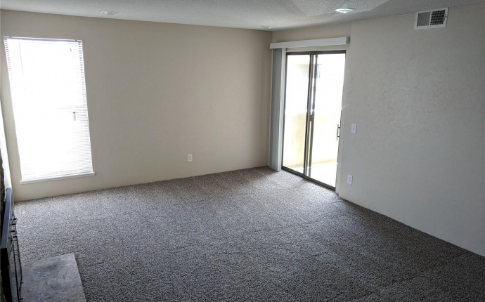 1 Bedrooms, House, Sold!, E Hampden Cir #H5, 1 Bathrooms, Listing ID 9674610, Aurora, Arapahoe, Colorado, United States, 80014,