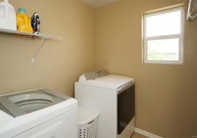 3 Bedrooms, House, Sold!, W Girard Dr, 3 Bathrooms, Listing ID 9674614, Denver, Denver, Colorado, United States, 80236,