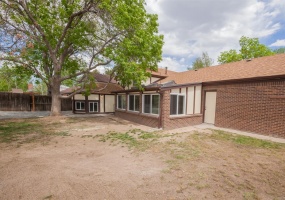 4 Bedrooms, House, Sold!, S Fairplay Way, 3 Bathrooms, Listing ID 9674621, Aurora, Arapahoe, Colorado, United States, 80014,