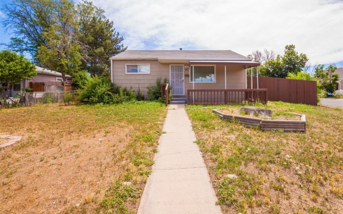 2 Bedrooms, House, Sold!,  Jamaica St, 1 Bathrooms, Listing ID 9674638, Aurora, Arapahoe, Colorado, United States, 80010,