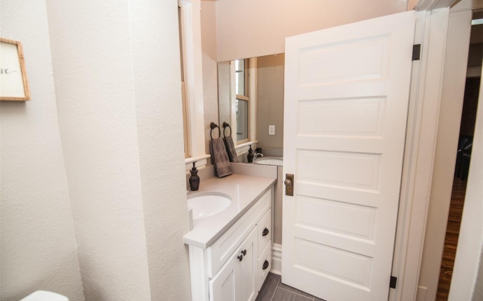 1 Bedrooms, Townhome, Sold!, Washington St, 1 Bathrooms, Listing ID 9674650, Denver, Denver, Colorado, United States, 80203,