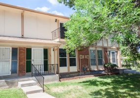 2 Bedrooms, Townhome, Sold!, E Canal Dr, 2 Bathrooms, Listing ID 9674654, Aurora, Arapahoe, Colorado, United States, 80011,