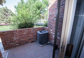 2 Bedrooms, Townhome, Sold!, S Granby Ct #B, 3 Bathrooms, Listing ID 9674666, Aurora, Arapahoe, Colorado, United States, 80014,