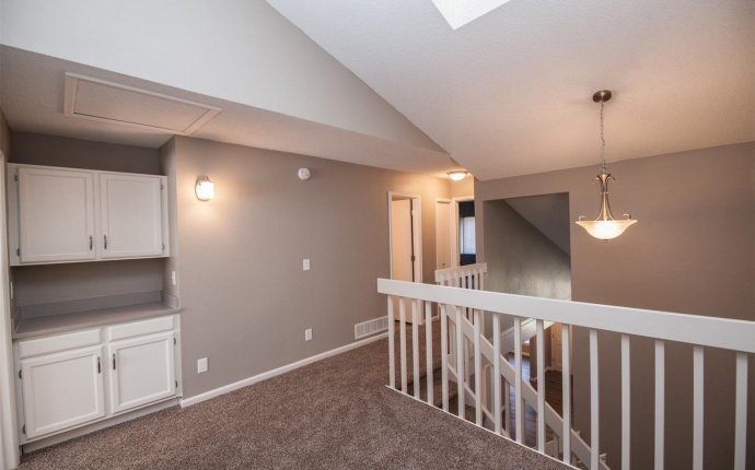 2 Bedrooms, Townhome, Sold!, S Granby Ct #B, 3 Bathrooms, Listing ID 9674666, Aurora, Arapahoe, Colorado, United States, 80014,