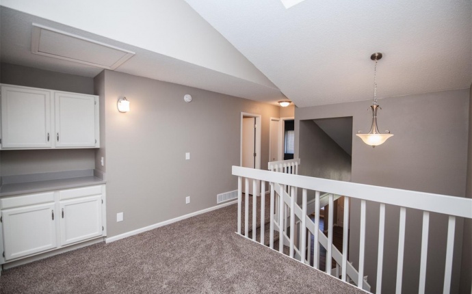 2 Bedrooms, Townhome, Sold!, S Granby Ct #B, 3 Bathrooms, Listing ID 9674666, Aurora, Arapahoe, Colorado, United States, 80014,