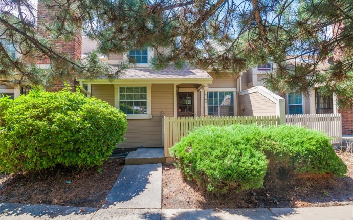 2 Bedrooms, Townhome, Sold!, E Radcliff Cir, 3 Bathrooms, Listing ID 9674675, Aurora, Arapahoe, Colorado, United States, 80015,