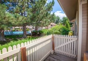 2 Bedrooms, Townhome, Sold!, E Radcliff Cir, 3 Bathrooms, Listing ID 9674675, Aurora, Arapahoe, Colorado, United States, 80015,