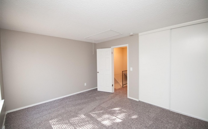 10400 W Dartmouth Ave, Lakewood, Jefferson, Colorado, United States 80227, 2 Bedrooms Bedrooms, ,2 BathroomsBathrooms,Townhome,Sold!,W Dartmouth Ave,9674707