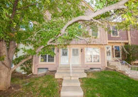 10400 W Dartmouth Ave, Lakewood, Jefferson, Colorado, United States 80227, 2 Bedrooms Bedrooms, ,2 BathroomsBathrooms,Townhome,Sold!,W Dartmouth Ave,9674707