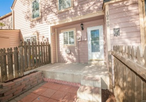 10400 W Dartmouth Ave, Lakewood, Jefferson, Colorado, United States 80227, 2 Bedrooms Bedrooms, ,2 BathroomsBathrooms,Townhome,Sold!,W Dartmouth Ave,9674707