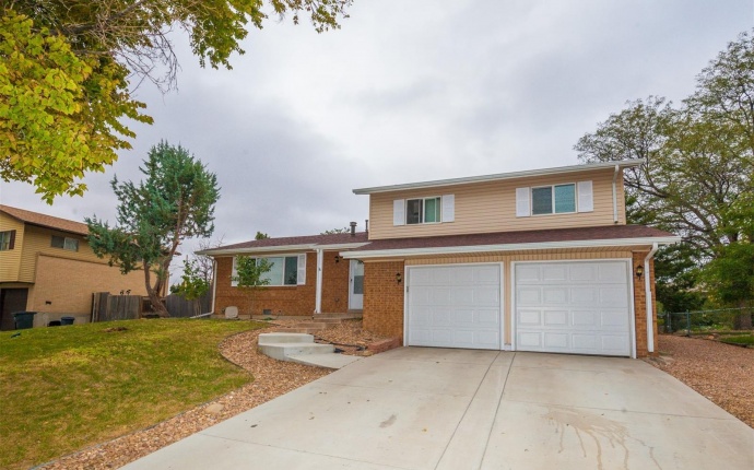 15104 E 12th Ave, Aurora, Arapahoe, Colorado, United States 80011, 3 Bedrooms Bedrooms, ,3 BathroomsBathrooms,House,Sold!,E 12th Ave,9674710