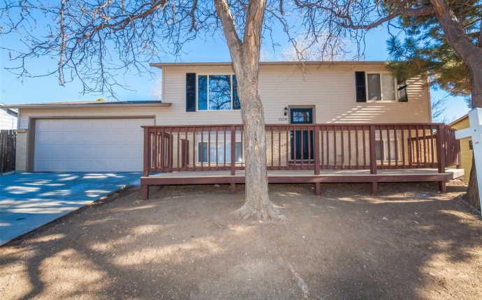 1528 S Robb Ct, Lakewood, Jefferson, Colorado, United States 80232, 4 Bedrooms Bedrooms, ,3 BathroomsBathrooms,House,Sold!,S Robb Ct,9674744