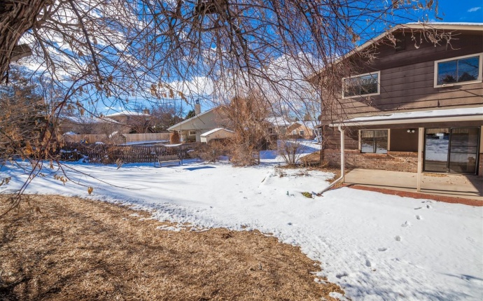 7721 S Jackson Cir, Centennial, Arapahoe, Colorado, United States 80122, 3 Bedrooms Bedrooms, ,3 BathroomsBathrooms,House,Sold!,S Jackson Cir,9674753