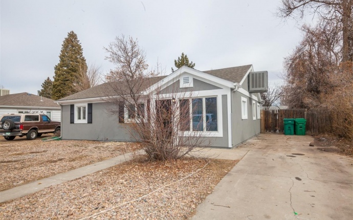 1068 Wheeling St, Aurora, Arapahoe, Colorado, United States 80011, 3 Bedrooms Bedrooms, ,2 BathroomsBathrooms,House,Sold!,Wheeling St,9674765