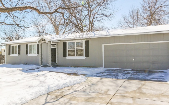 15864 E Amherst Pl, Aurora, Arapahoe, Colorado, United States 80013, 5 Bedrooms Bedrooms, ,3 BathroomsBathrooms,House,Sold!, E Amherst Pl,9674772